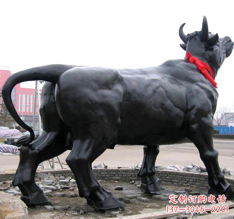 常州昂头的铜雕水牛