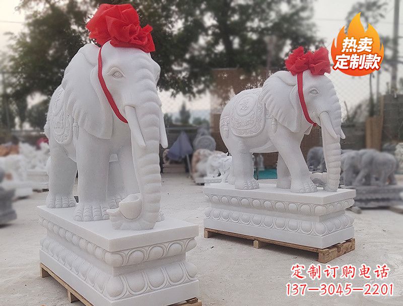 常州白色石雕大象卷鼻子