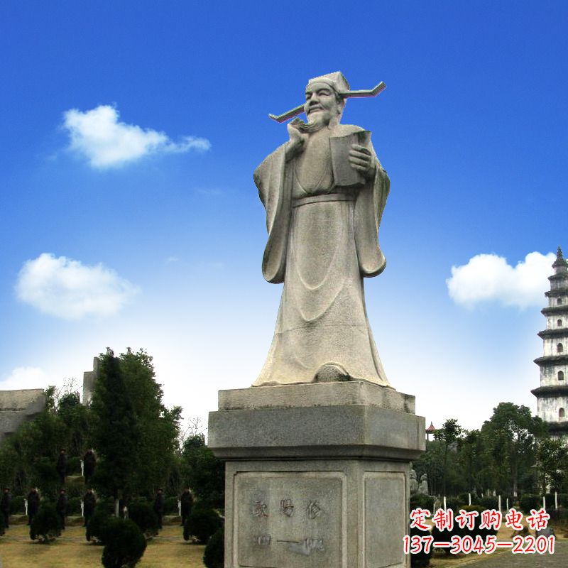 常州欧阳修青石雕像,经典文学精髓