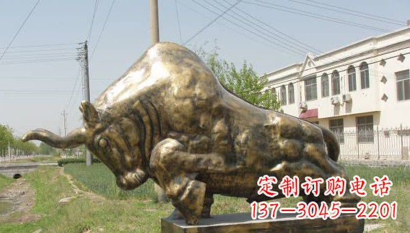 常州黄铜斗牛雕像
