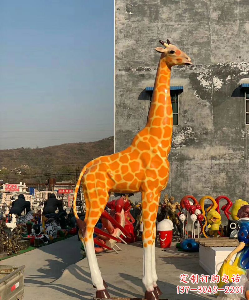 常州玻璃刚彩绘长颈鹿艺术雕塑