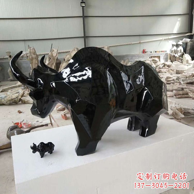 常州玻璃钢动物雕塑——展现自然之美