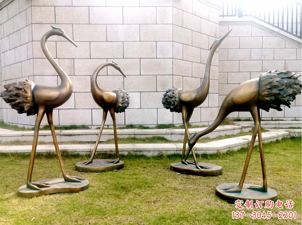 常州玻璃钢仿铜仙鹤雕塑以自然之美为灵感