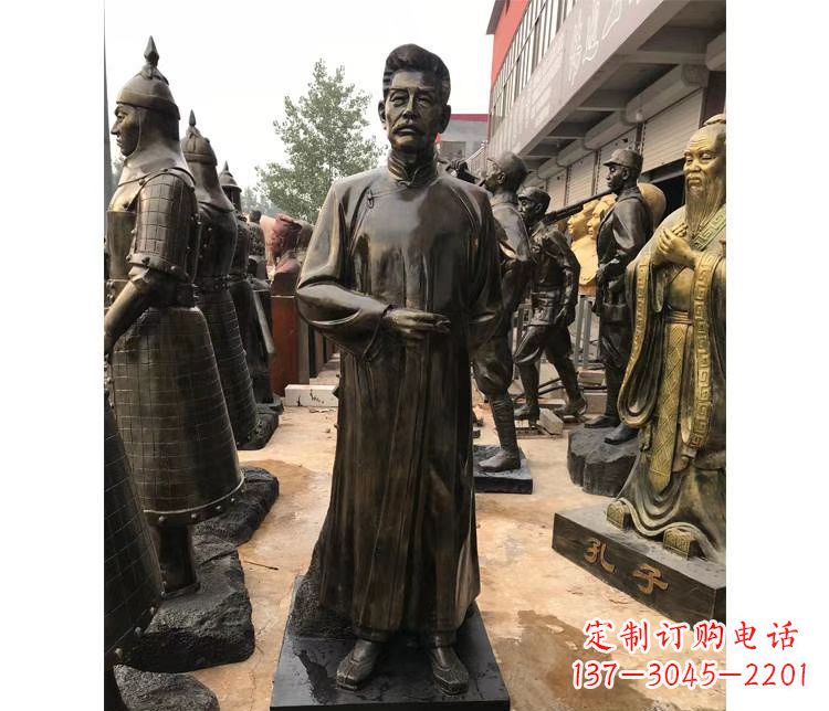 常州玻璃钢仿铜鲁迅雕塑——传承中国近代文化精神