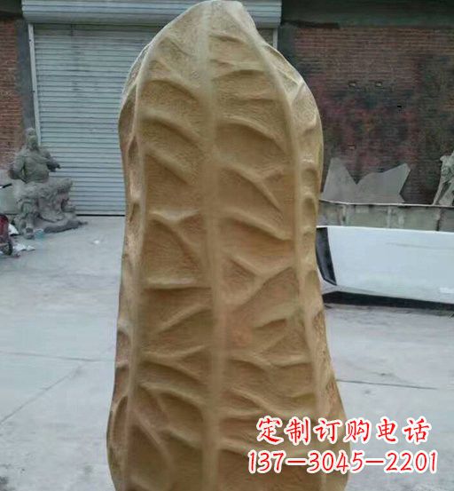 常州玻璃钢精美花生雕塑