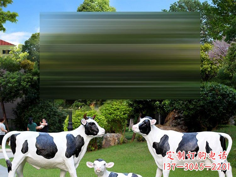 常州玻璃钢仿真奶牛雕塑以现实奶牛为灵感