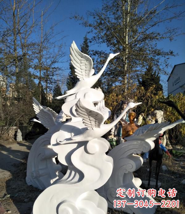 常州玻璃钢天鹅雕塑