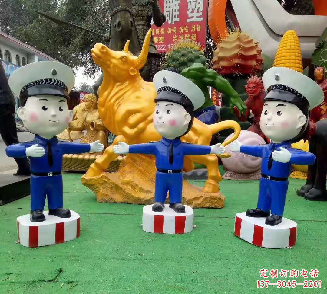 常州玻璃钢制作的交通警察雕塑