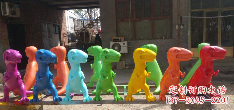 常州玻璃钢制作的恐龙雕塑精美而又耐久