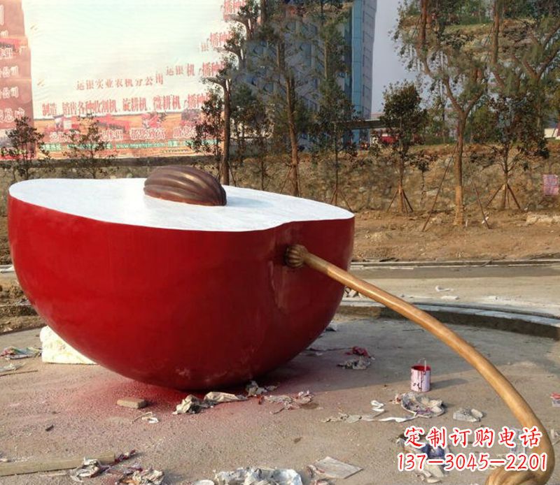 常州不锈钢半块苹果雕塑