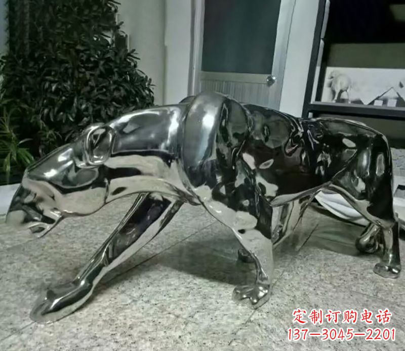 常州精美绝伦的不锈钢豹子雕塑