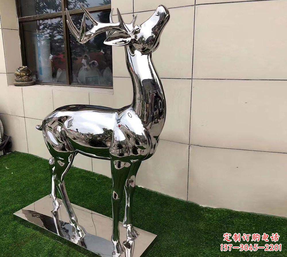常州不锈钢别墅镜面小鹿雕塑