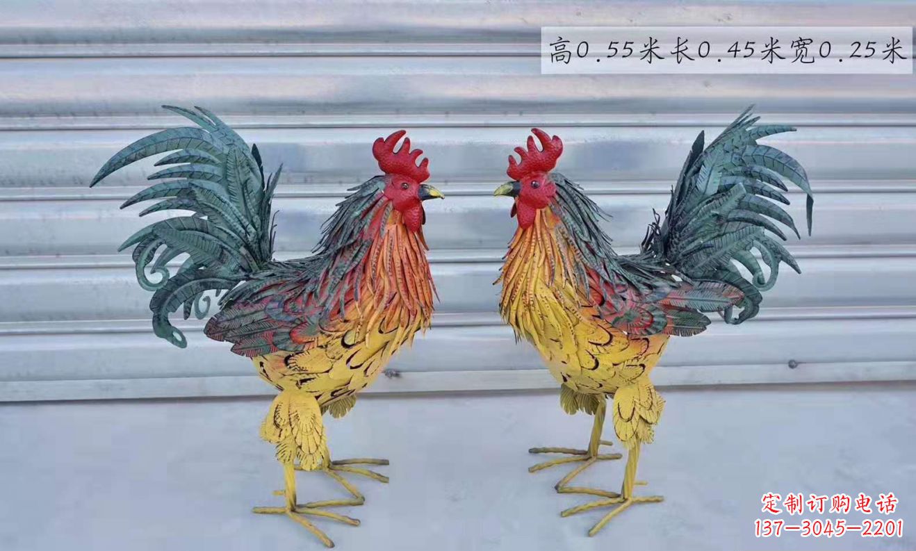常州不锈钢彩绘公鸡雕塑——景观雕塑的精彩绽放