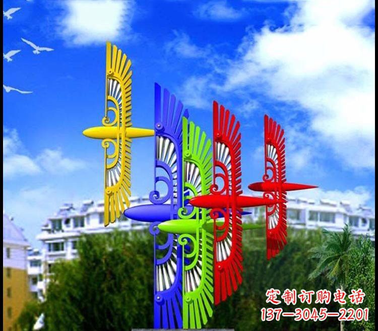 常州不锈钢彩色老鹰雕塑——精美绝伦