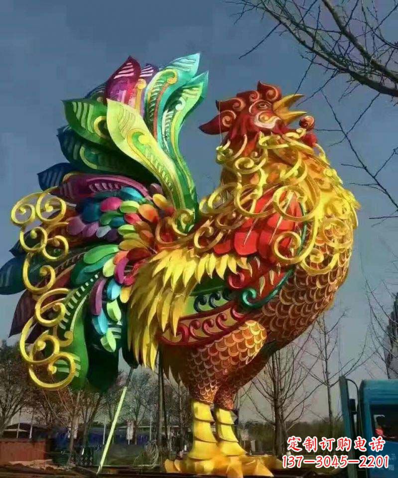 常州不锈钢彩色公鸡雕塑——精美绝伦