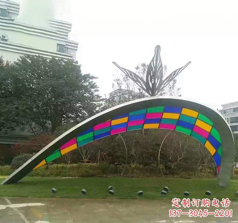 常州不锈钢彩色拼接拱门雕塑