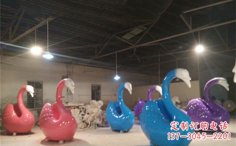 常州不锈钢彩色天鹅——精美的动物雕塑