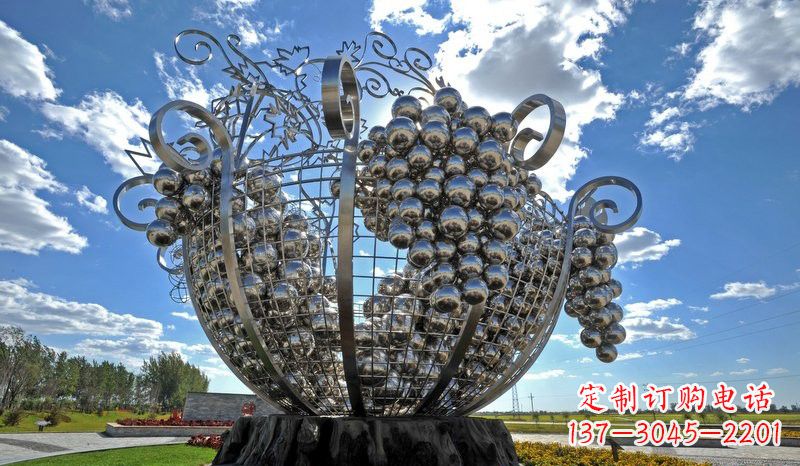 常州不锈钢城市大型葡萄雕塑