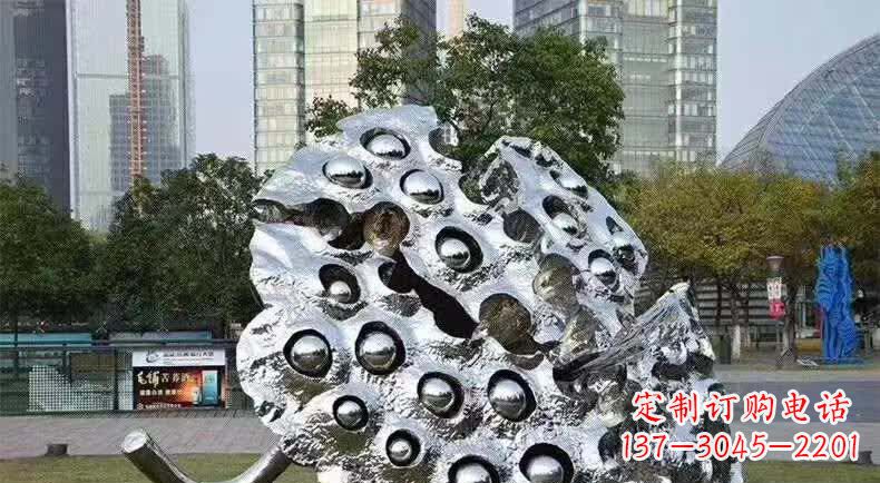 常州不锈钢城市的莲蓬雕塑