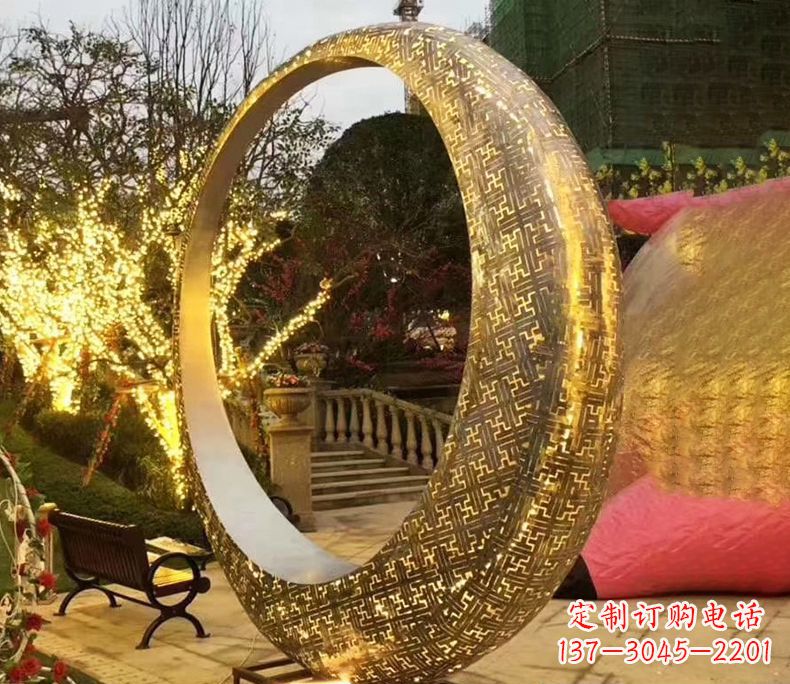 常州不锈钢抽象发光月亮雕塑