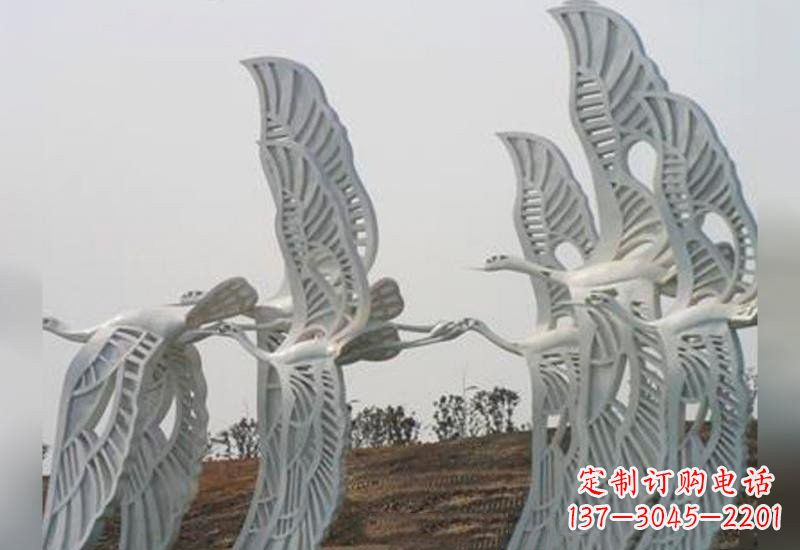 常州仙鹤雕塑融入不锈钢的飞翔之美