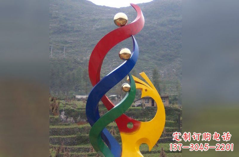 常州不锈钢凤凰雕塑象征着精致的美