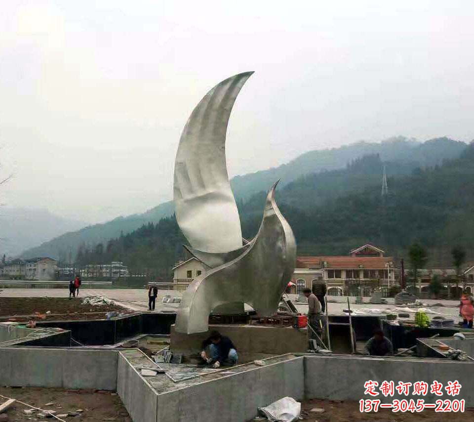 常州不锈钢抽象鸽子雕塑1