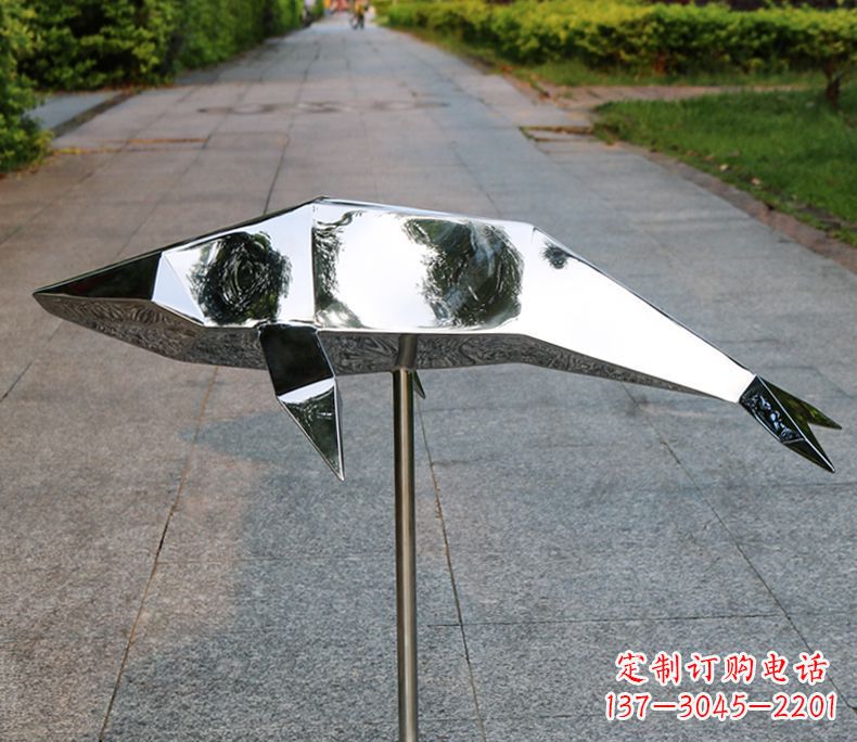 常州不锈钢海豚雕塑令人惊叹的精致艺术品