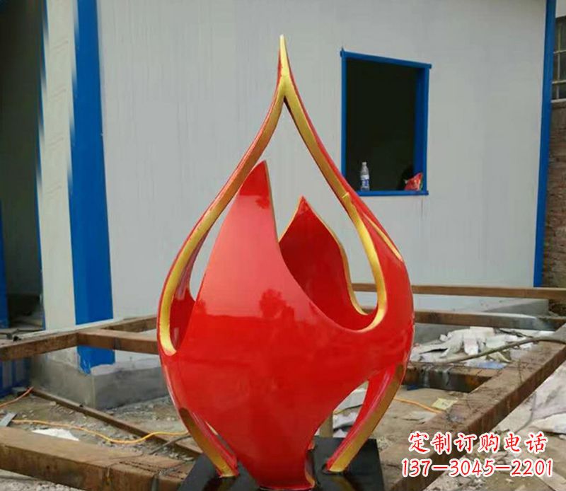常州不锈钢龙雕塑点缀火龙果广场