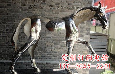 常州不锈钢马雕塑精美而又具有象征意义