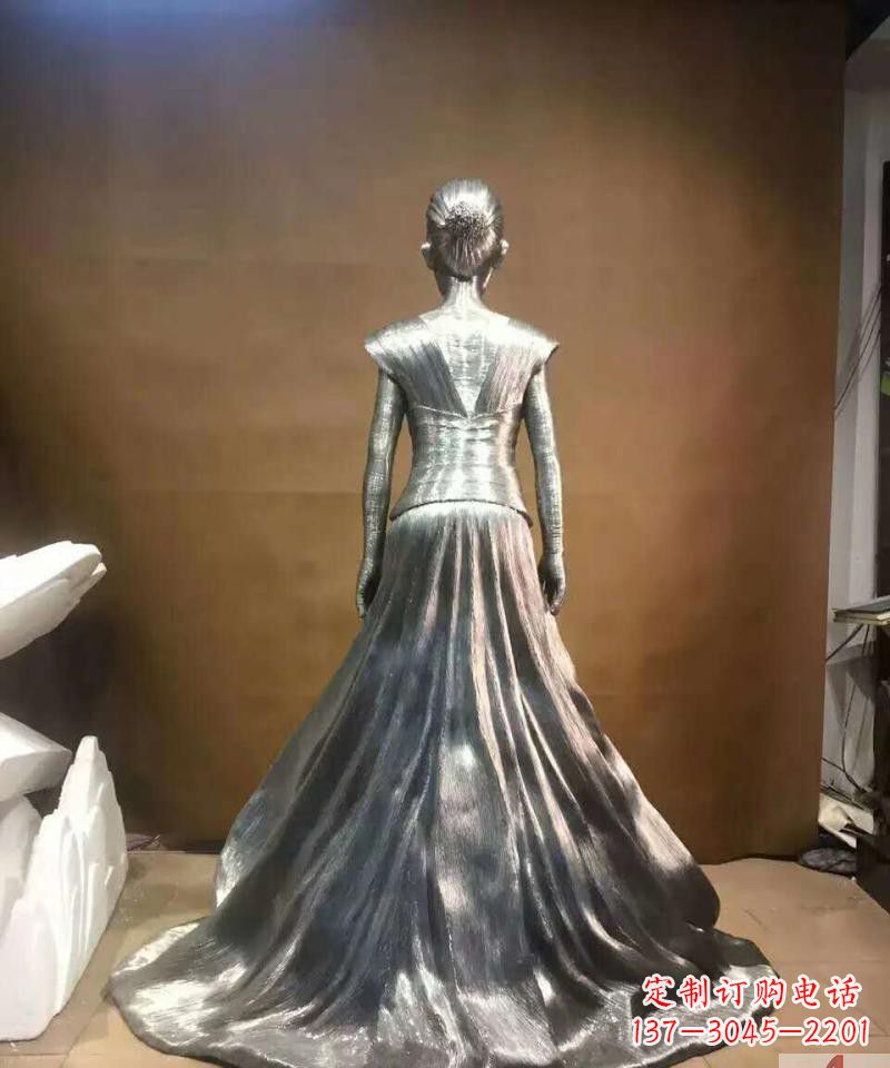 常州女性之美不锈钢抽象女人身影雕塑