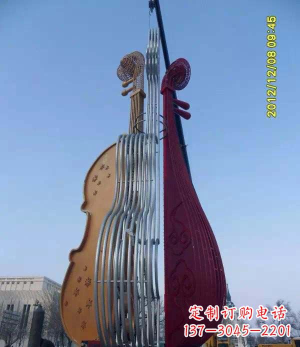 常州不锈钢抽象琵琶雕塑