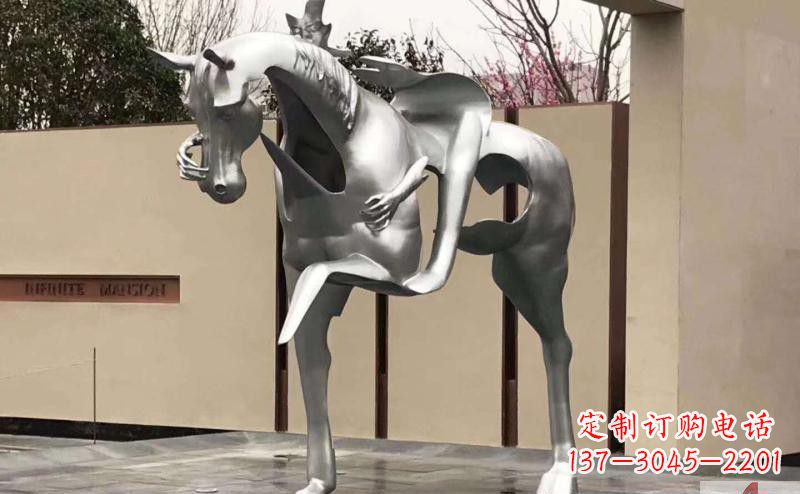常州不锈钢骑马雕塑精美外形与经久耐用
