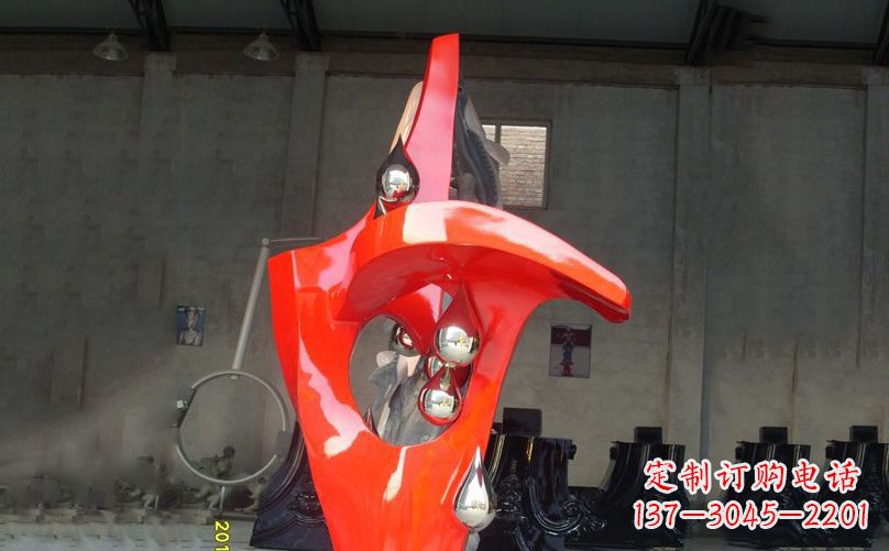 常州不锈钢抽象水滴景观雕塑