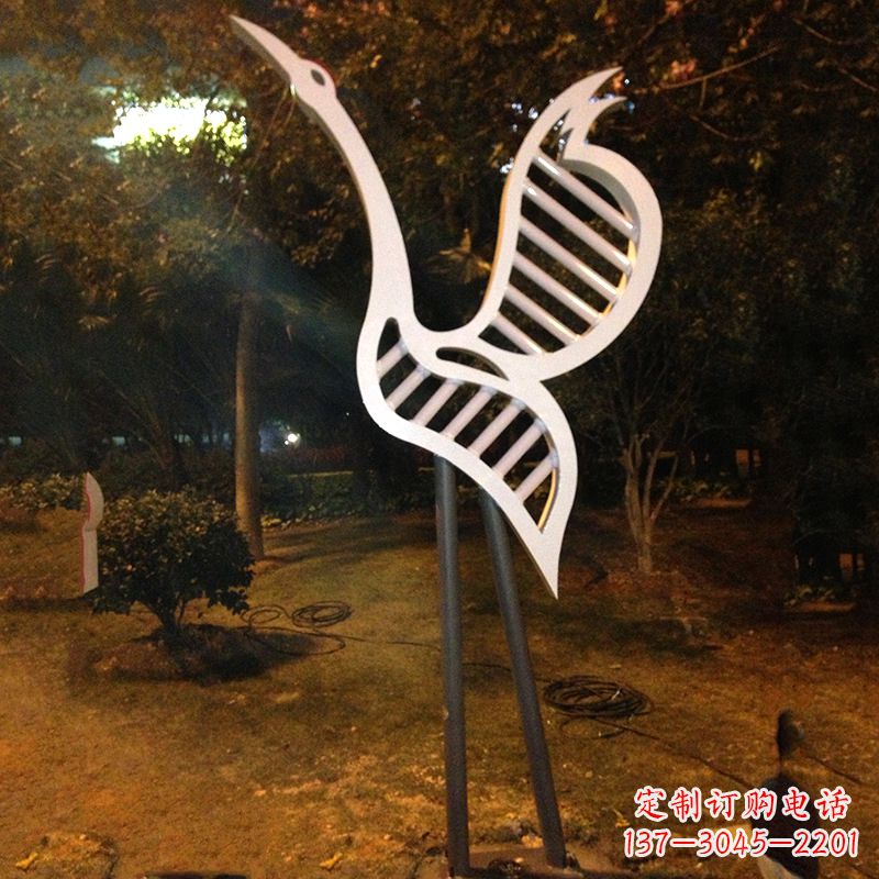 常州仙鹤雕塑精美的不锈钢制作