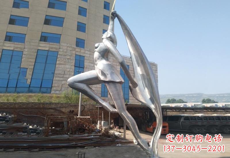 常州不锈钢女孩雕塑