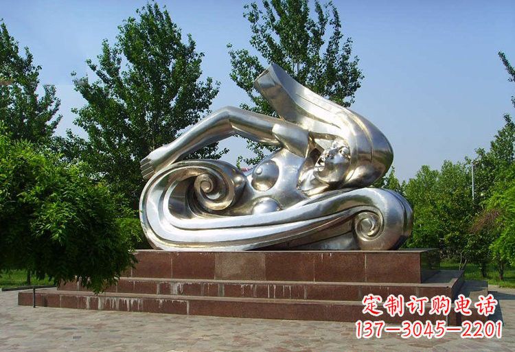 常州浪漫游泳不锈钢女孩雕塑