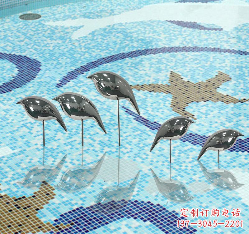 常州不锈钢创意鸽子雕塑展现精致美感