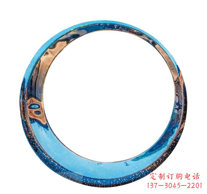 常州不锈钢创意景观圆环雕塑——美化城市的创意艺术