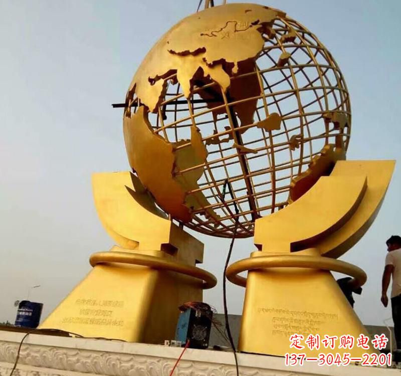 常州不锈钢地球仪镂空雕塑以艺术展示地球的美