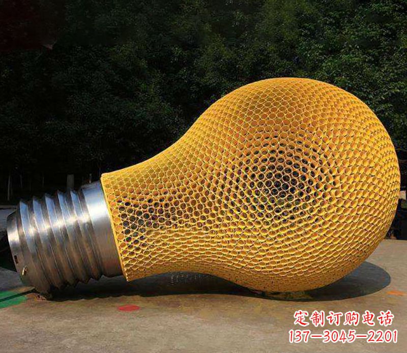 常州不锈钢灯泡景观雕塑