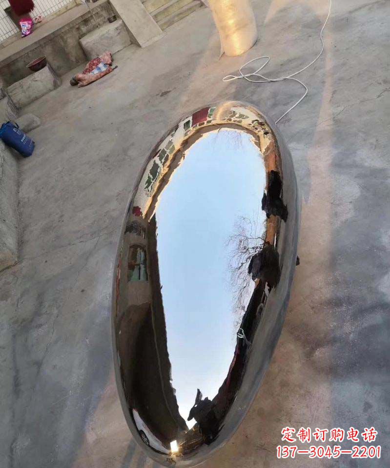 常州不锈钢水滴雕塑一种美观耐用的艺术品