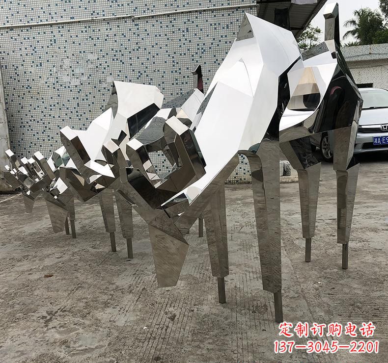 常州不锈钢动物小鹿雕塑
