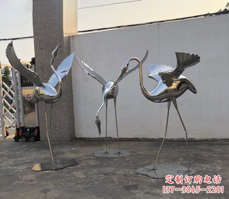 常州不锈钢锻造丹顶鹤展翅雕塑112