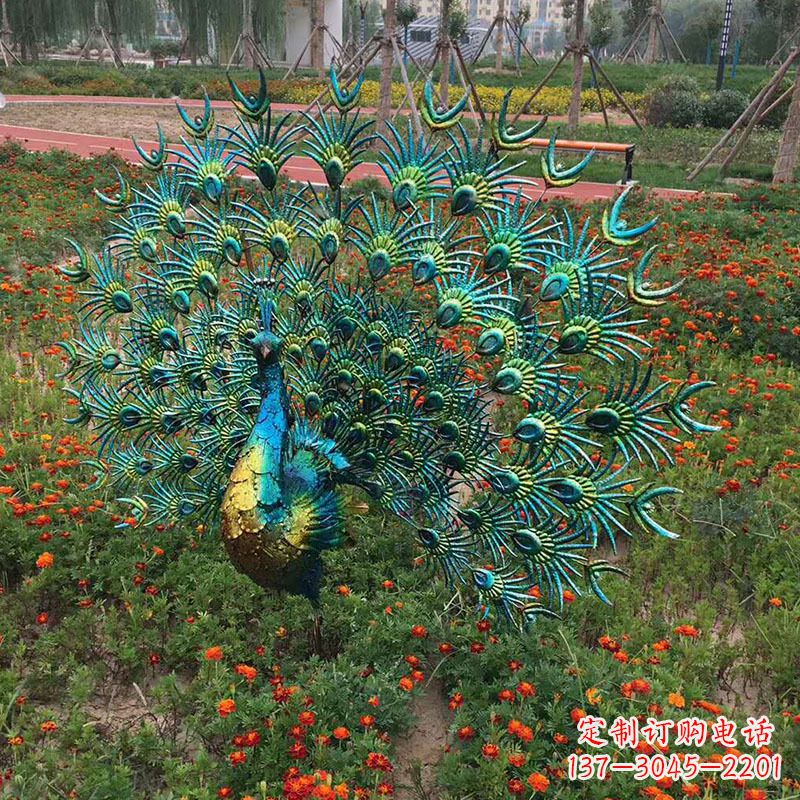 常州不锈钢仿真孔雀雕塑传承精美绝伦