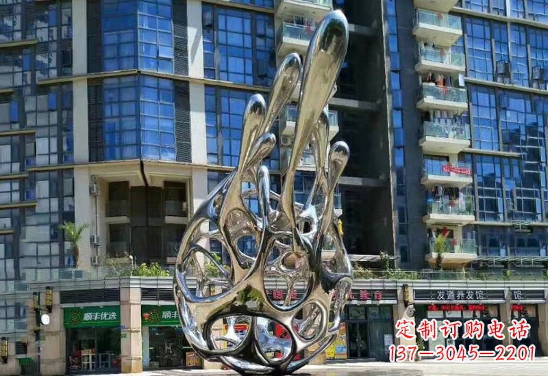 常州不锈钢龙雕塑——象征着力量与灵气