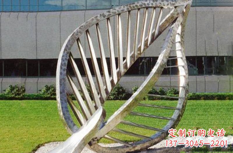 常州不锈钢公园抽象镂空树叶雕塑——精致美丽