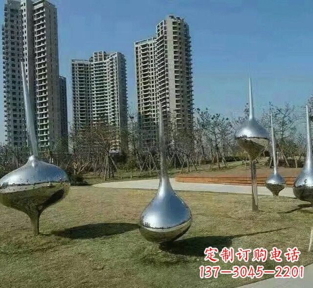 常州不锈钢公园抽象陀螺雕塑