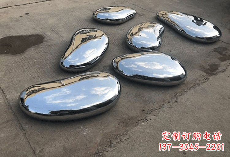 常州不锈钢公园镜面水滴雕塑