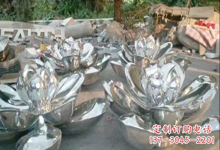 常州不锈钢莲花雕塑一件象征着美丽与自由的作品